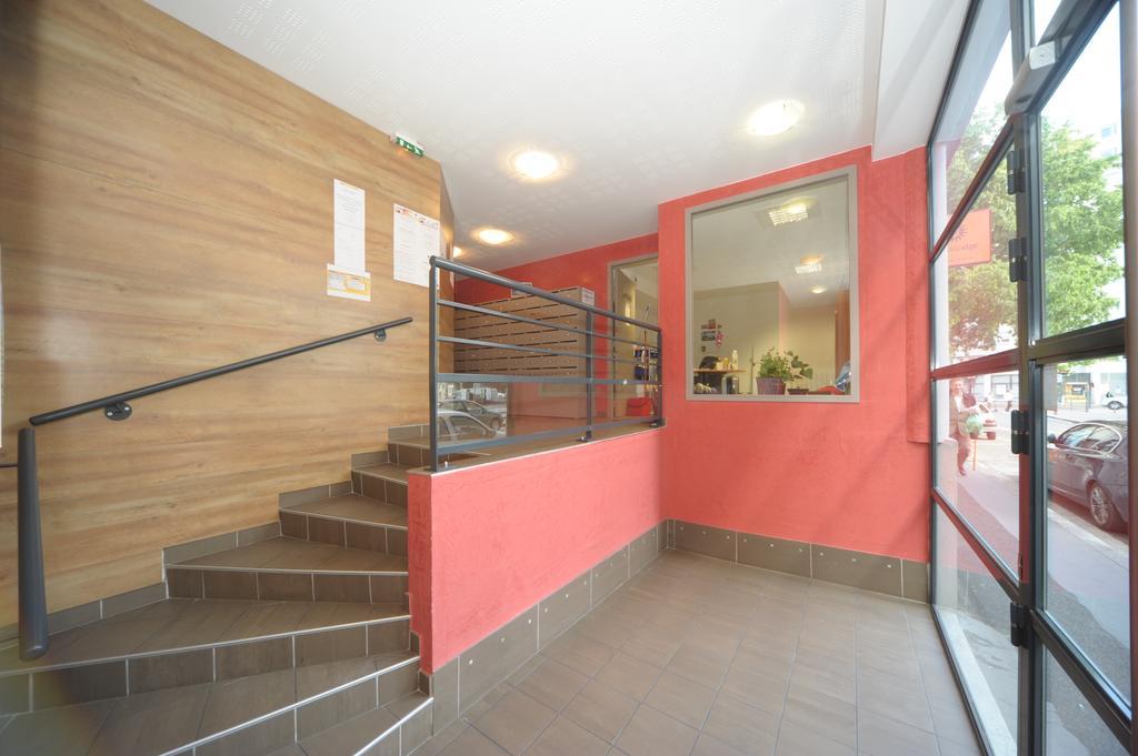 Zola Park Aparthotel Villeurbanne Exterior foto